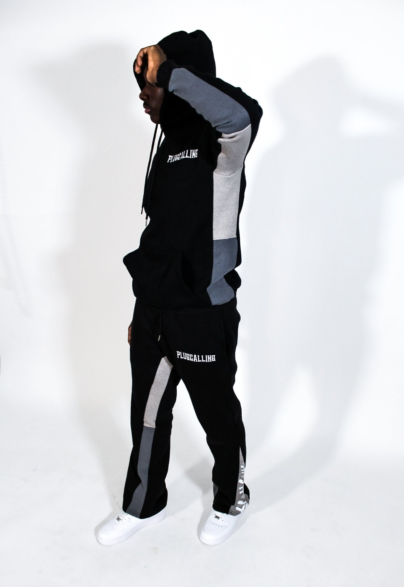 PC PULLOVER HOODIE - Plug Calling-