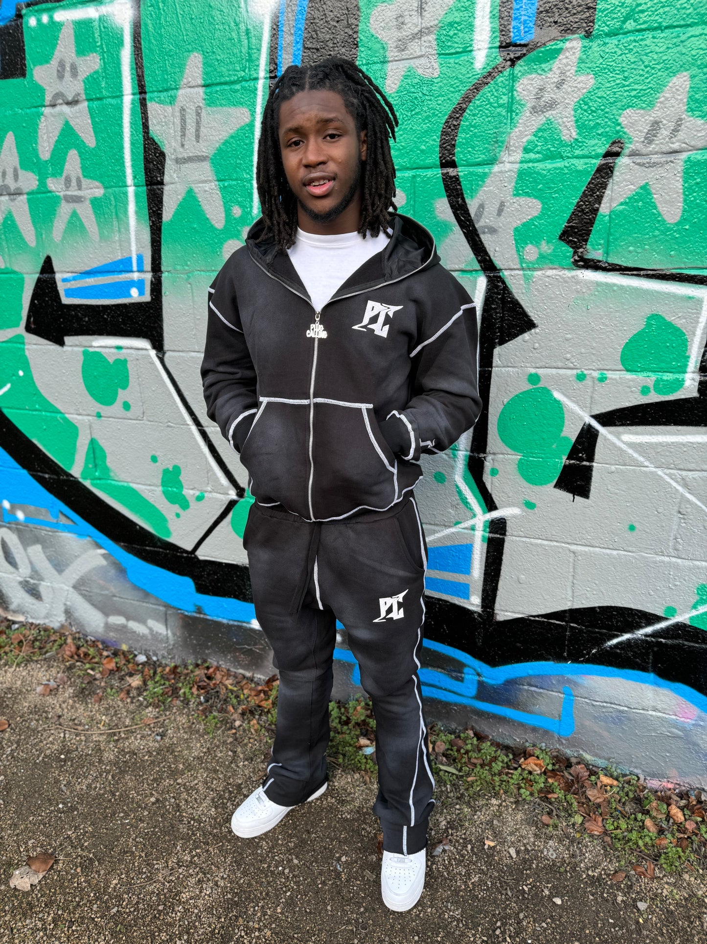 UNISEX RETRO ZIP HOODIE - BLACK